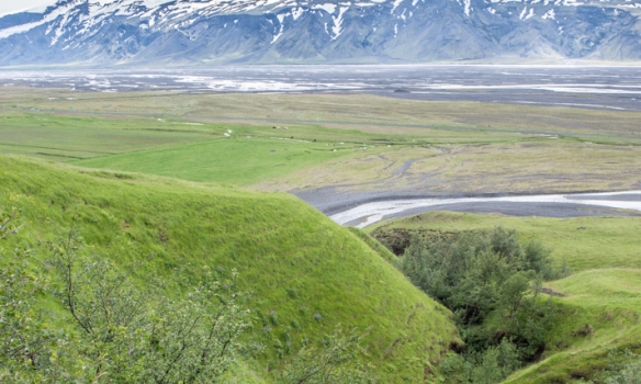 Gljúfrið og Eyjafjallajökull